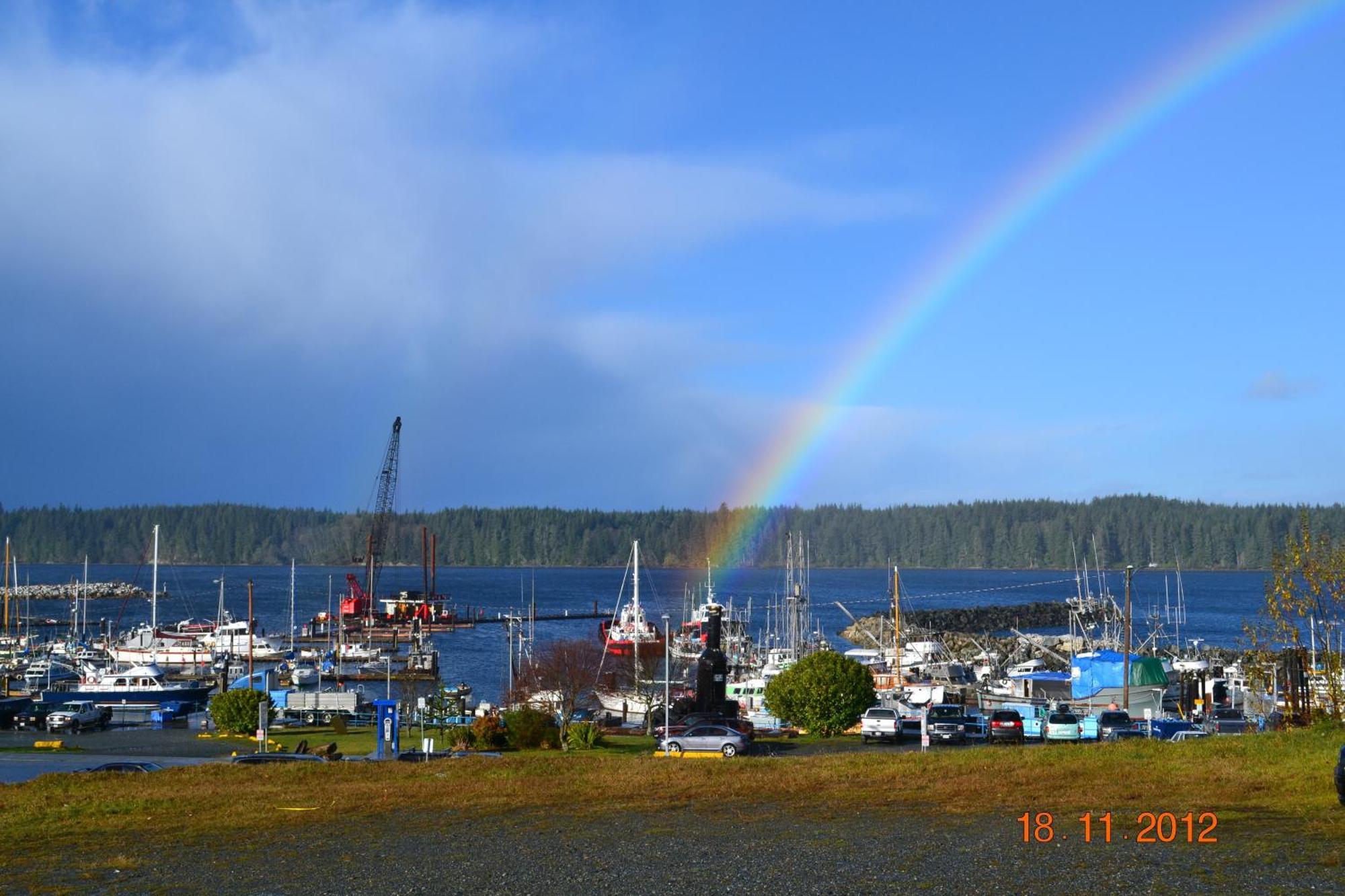 Dalewood Inn Port Mcneill Exterior photo